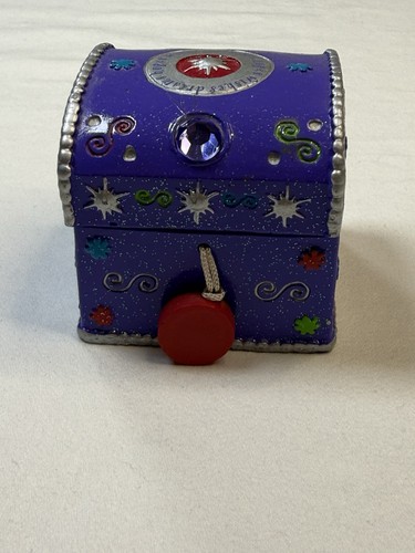 Claire y2k trinket - y2k, box